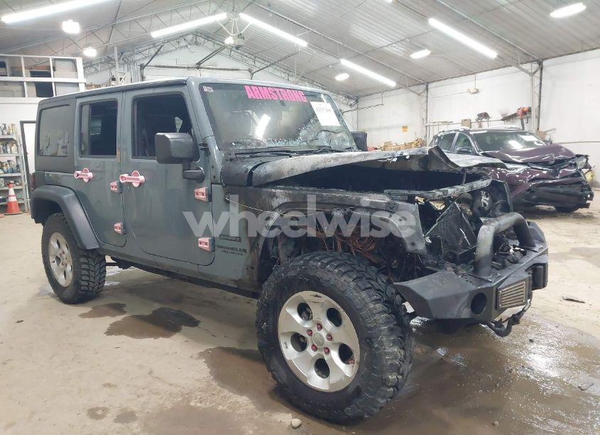 2014 Jeep Wrangler UNLIMITED SPORT (VIN 1C4HJWDG1EL179407) main photo