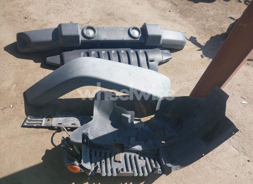 Photo 12 of 2015 Jeep Wrangler UNLIMITED SPORT (VIN 1C4HJWDG1FL528650)