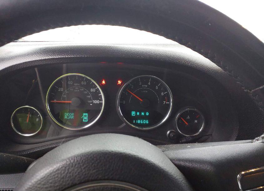 Photo 7 of 2013 Jeep Wrangler UNLIMITED SPORT (VIN 1C4HJWDG2DL701640)