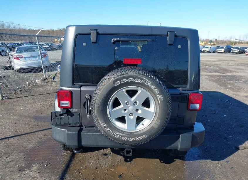 Photo 16 of 2014 Jeep Wrangler UNLIMITED SPORT (VIN 1C4HJWDG2EL202404)