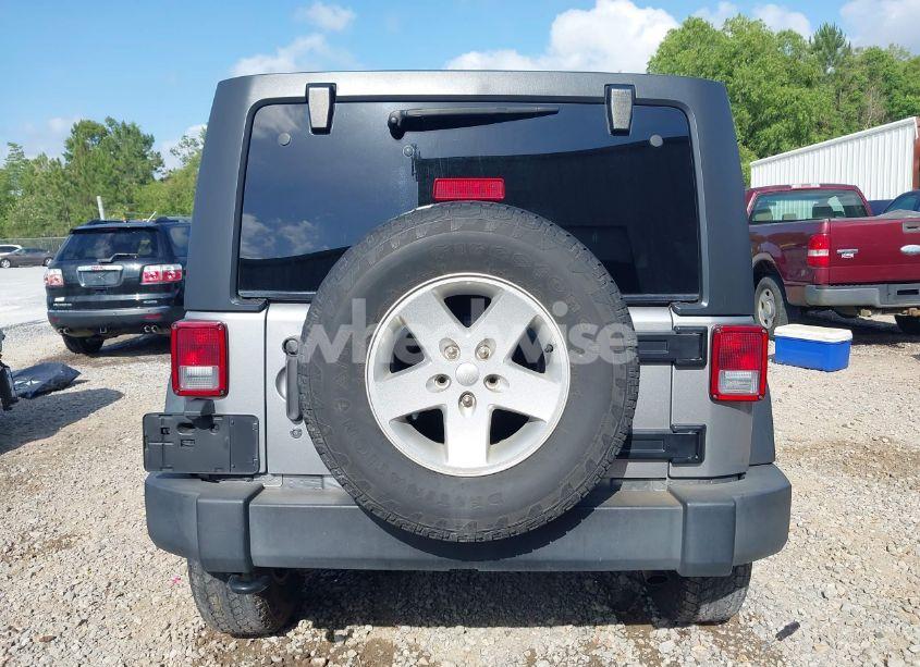 Photo 16 of 2018 Jeep Wrangler JK UNLIMITED SPORT S 4X4 (VIN 1C4HJWDG2JL929231)