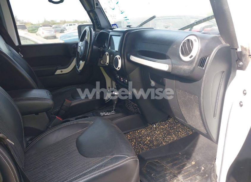 Photo 5 of 2015 Jeep Wrangler UNLIMITED FREEDOM EDITION (VIN 1C4HJWDG4FL622215)