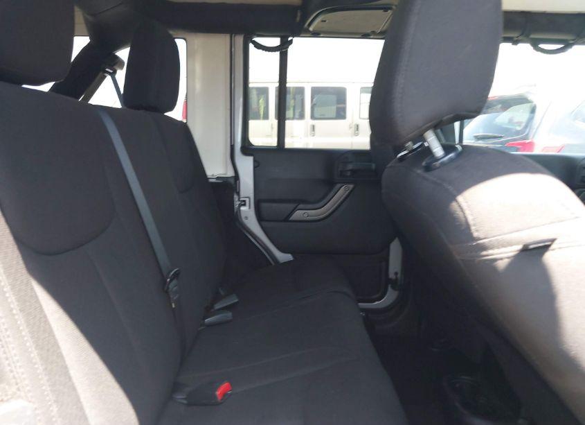 Photo 8 of 2015 Jeep Wrangler UNLIMITED WILLYS WHEELER (VIN 1C4HJWDG5FL618917)