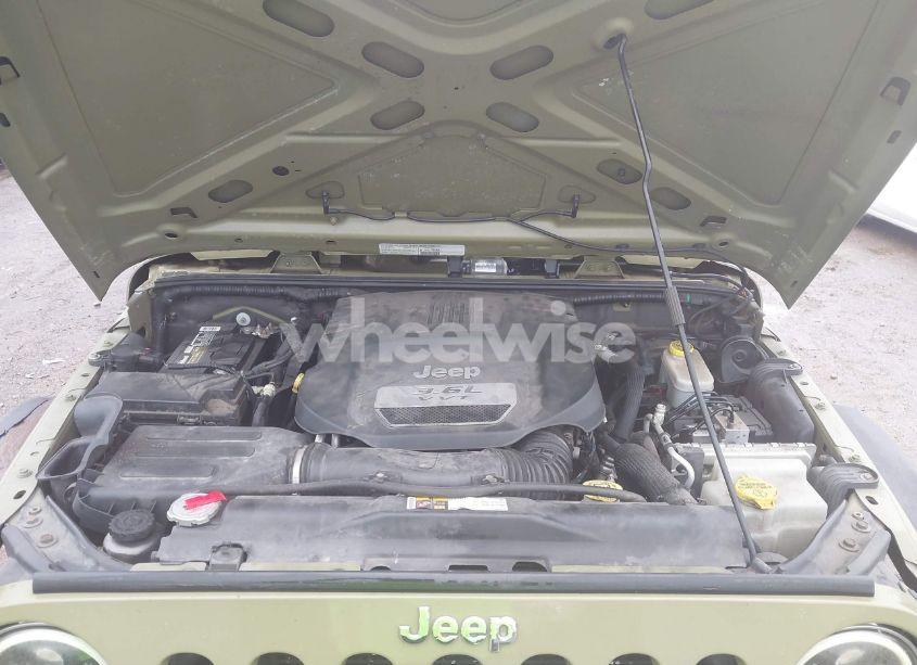 Photo 10 of 2013 Jeep Wrangler UNLIMITED SPORT (VIN 1C4HJWDG6DL530567)