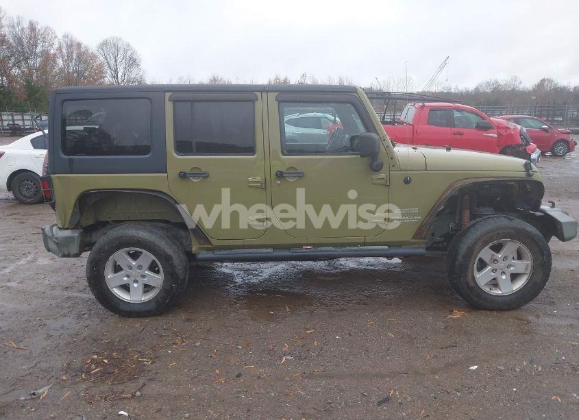 Photo 13 of 2013 Jeep Wrangler UNLIMITED SPORT (VIN 1C4HJWDG6DL530567)