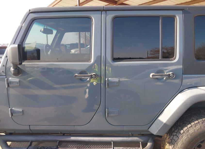 Photo 13 of 2015 Jeep Wrangler UNLIMITED SPORT (VIN 1C4HJWDG6FL683632)