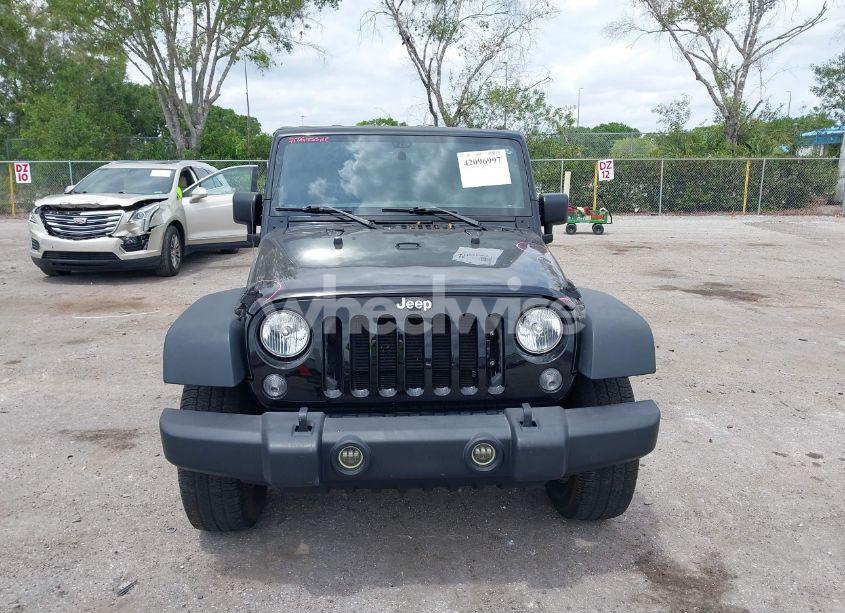 Photo 12 of 2018 Jeep Wrangler JK UNLIMITED SPORT S 4X4 (VIN 1C4HJWDG6JL921181)