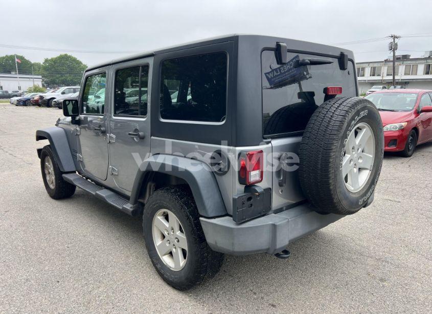 Photo 3 of 2018 Jeep Wrangler JK UNLIMITED SPORT S 4X4 (VIN 1C4HJWDG6JL927319)