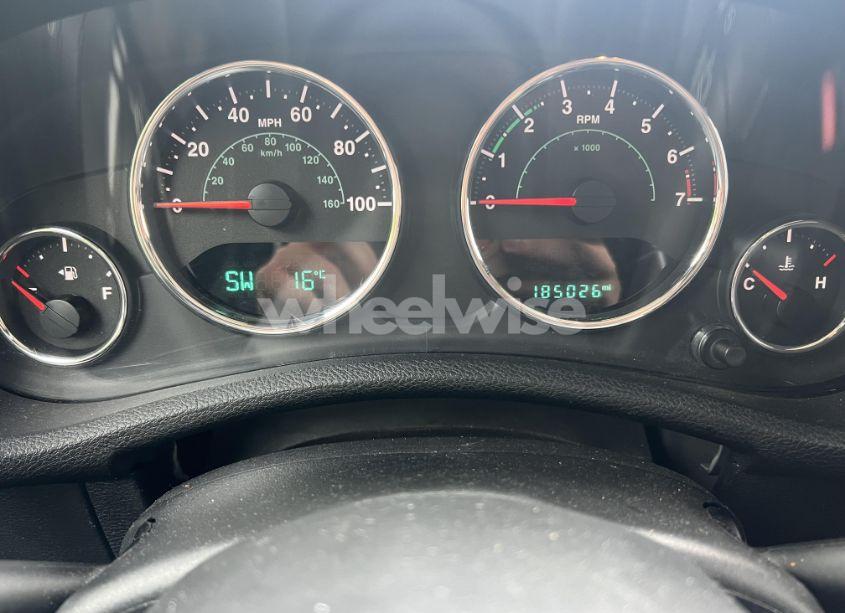 Photo 6 of 2018 Jeep Wrangler JK UNLIMITED SPORT S 4X4 (VIN 1C4HJWDG6JL927319)