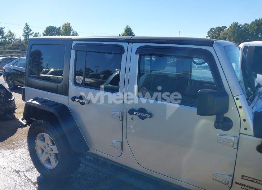 Photo 13 of 2012 Jeep Wrangler UNLIMITED SPORT (VIN 1C4HJWDG7CL259615)