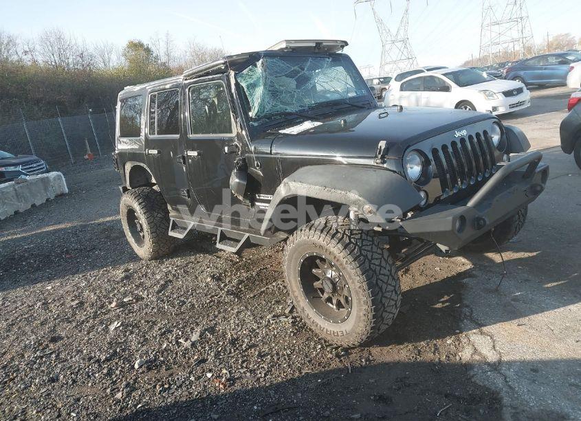 2015 Jeep Wrangler UNLIMITED SPORT (VIN 1C4HJWDG7FL629045) main photo