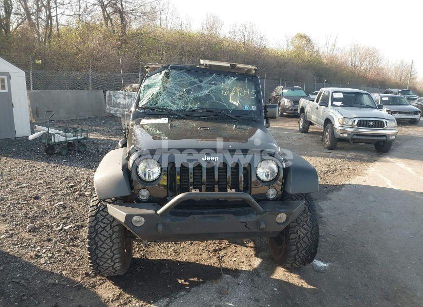 Photo 12 of 2015 Jeep Wrangler UNLIMITED SPORT (VIN 1C4HJWDG7FL629045)