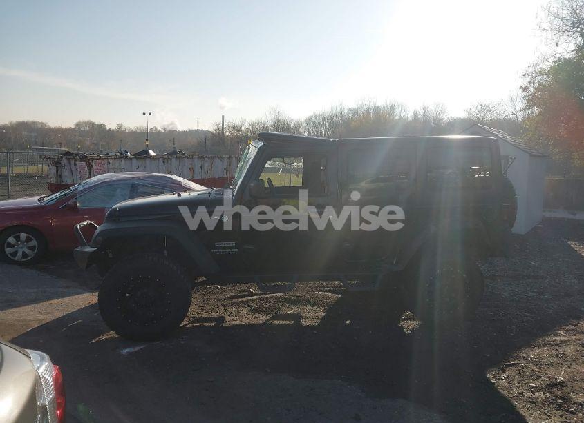 Photo 14 of 2015 Jeep Wrangler UNLIMITED SPORT (VIN 1C4HJWDG7FL629045)