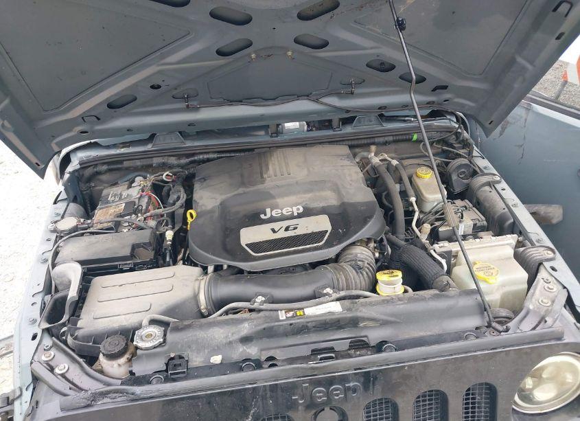 Photo 10 of 2015 Jeep Wrangler UNLIMITED WILLYS WHEELER (VIN 1C4HJWDG7FL672283)