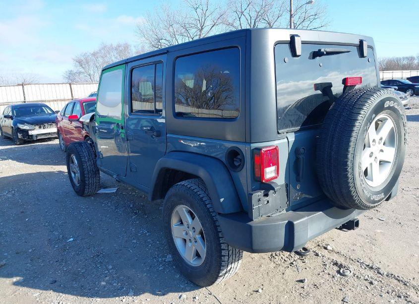 Photo 3 of 2015 Jeep Wrangler UNLIMITED SPORT (VIN 1C4HJWDG7FL717982)