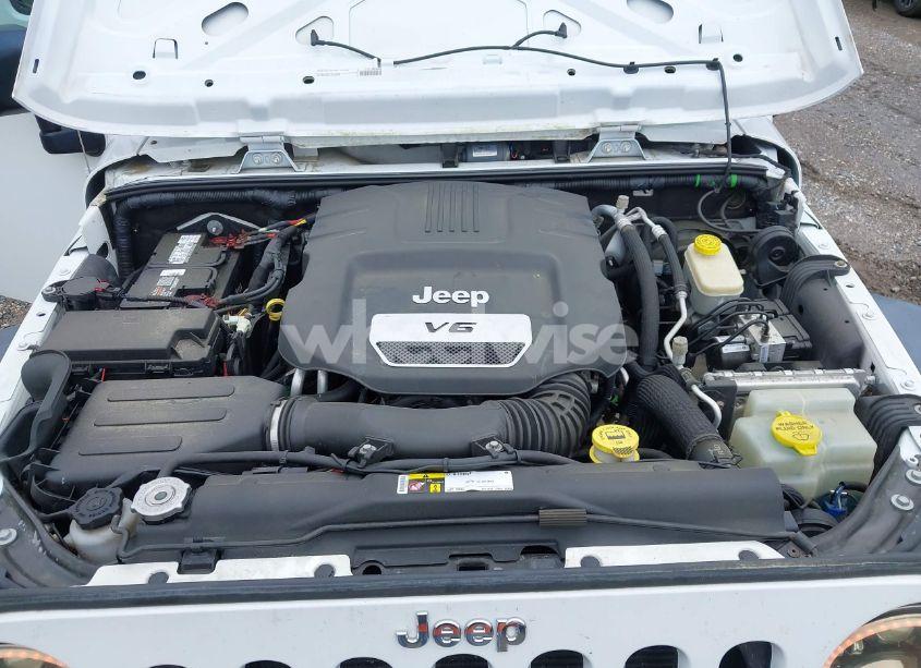 Photo 10 of 2016 Jeep Wrangler UNLIMITED SPORT (VIN 1C4HJWDG7GL238107)