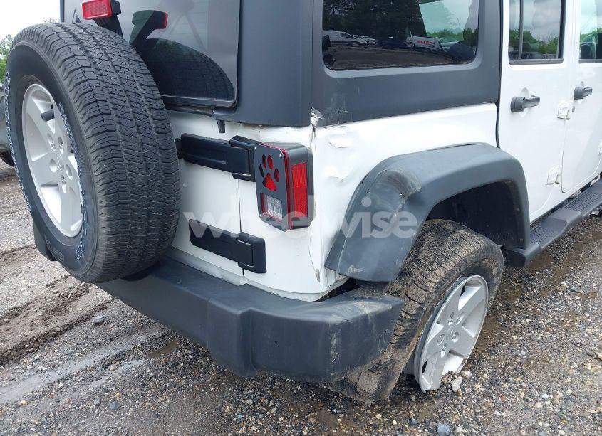 Photo 18 of 2016 Jeep Wrangler UNLIMITED SPORT (VIN 1C4HJWDG7GL238107)