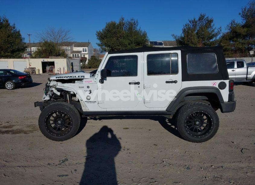 Photo 14 of 2017 Jeep Wrangler UNLIMITED BIG BEAR 4X4 (VIN 1C4HJWDG7HL612507)