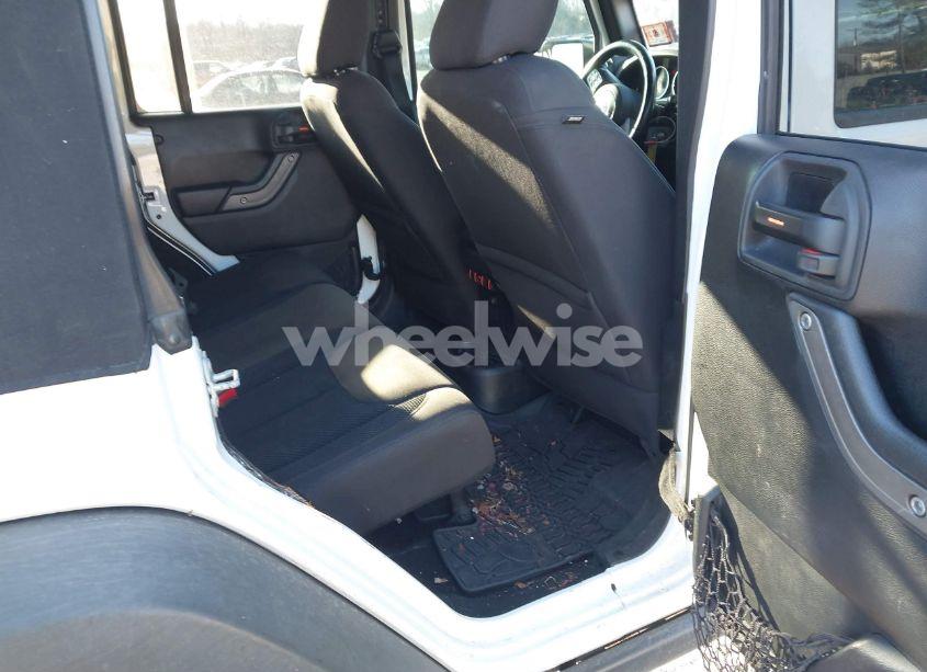 Photo 8 of 2017 Jeep Wrangler UNLIMITED BIG BEAR 4X4 (VIN 1C4HJWDG7HL612507)