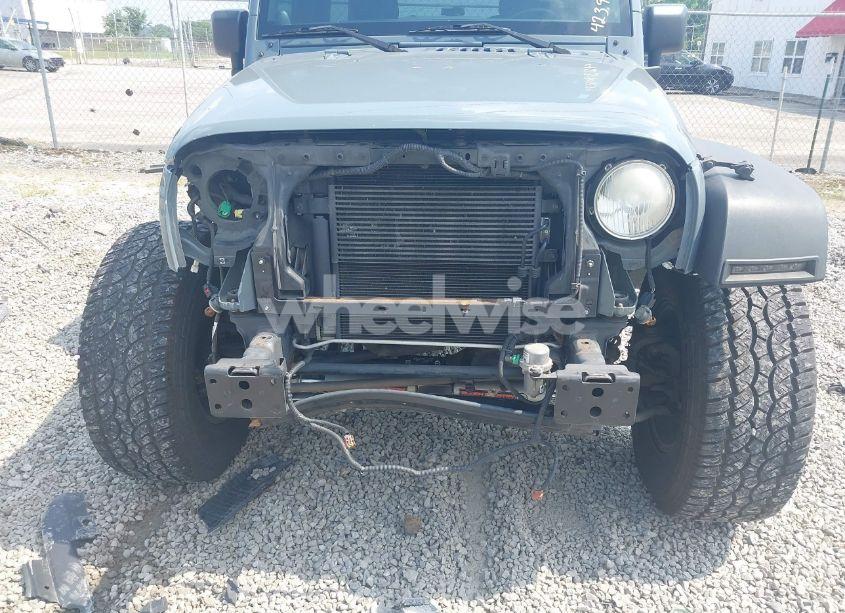 Photo 6 of 2014 Jeep Wrangler UNLIMITED SPORT (VIN 1C4HJWDG8EL277852)