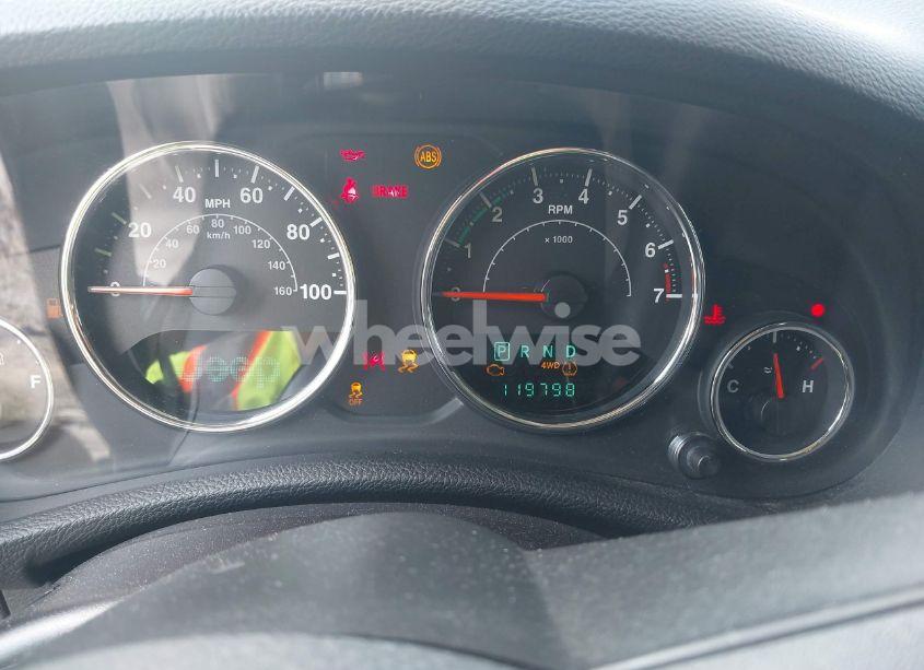 Photo 7 of 2014 Jeep Wrangler UNLIMITED SPORT (VIN 1C4HJWDG8EL277852)