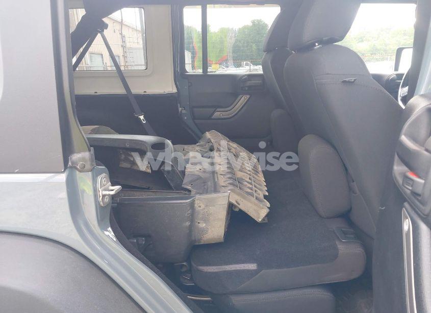 Photo 8 of 2014 Jeep Wrangler UNLIMITED SPORT (VIN 1C4HJWDG8EL277852)