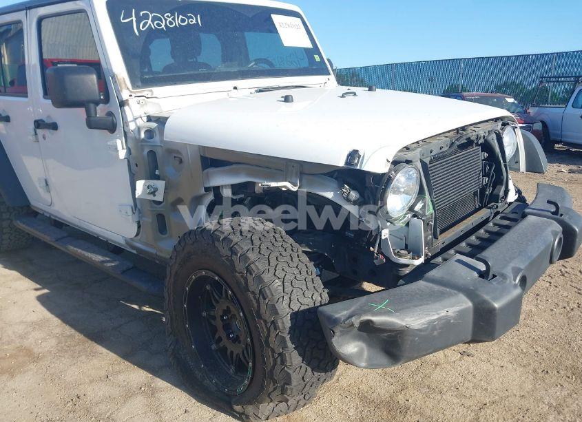 Photo 6 of 2018 Jeep Wrangler JK UNLIMITED SPORT S 4X4 (VIN 1C4HJWDG8JL928813)