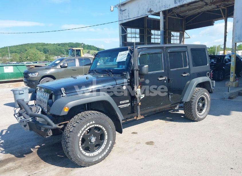 Photo 2 of 2013 Jeep Wrangler UNLIMITED SPORT (VIN 1C4HJWDG9DL510121)