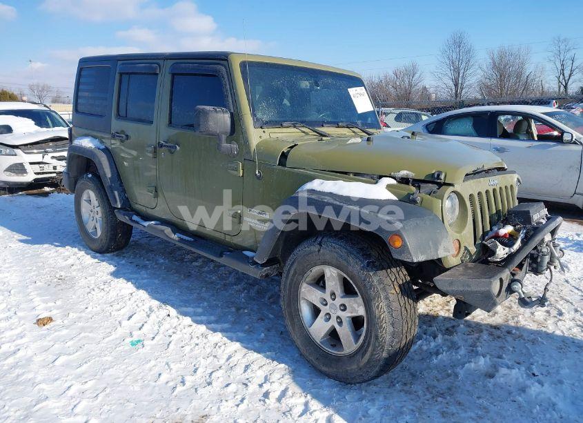 2013 Jeep Wrangler UNLIMITED SPORT (VIN 1C4HJWDG9DL532880) main photo