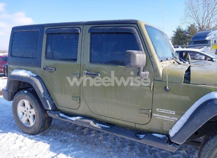 Photo 13 of 2013 Jeep Wrangler UNLIMITED SPORT (VIN 1C4HJWDG9DL532880)