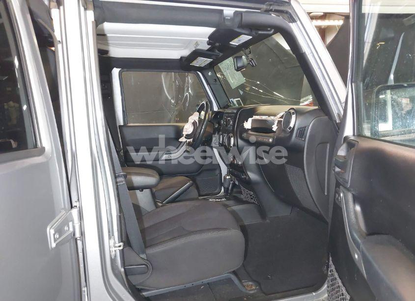 Photo 5 of 2013 Jeep Wrangler UNLIMITED SPORT (VIN 1C4HJWDG9DL654140)
