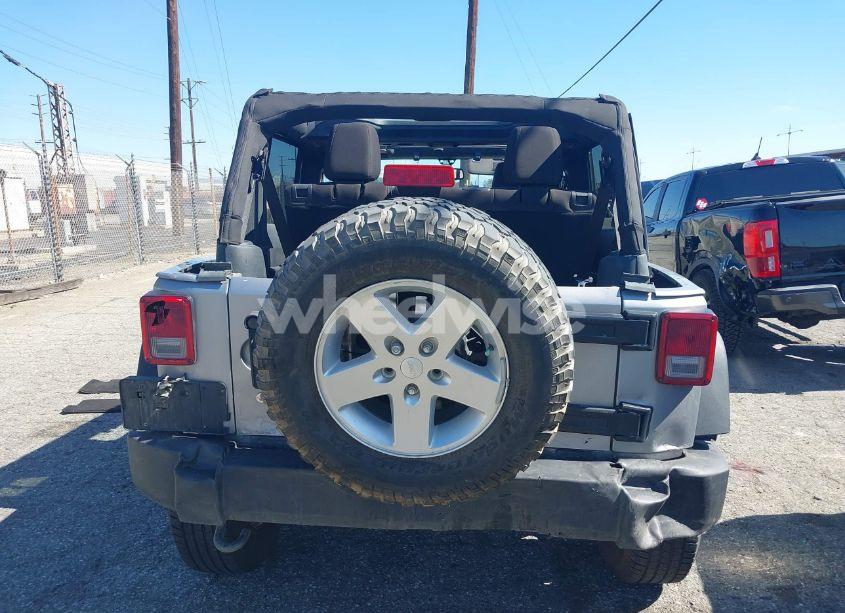 Photo 16 of 2015 Jeep Wrangler UNLIMITED SPORT (VIN 1C4HJWDG9FL528623)