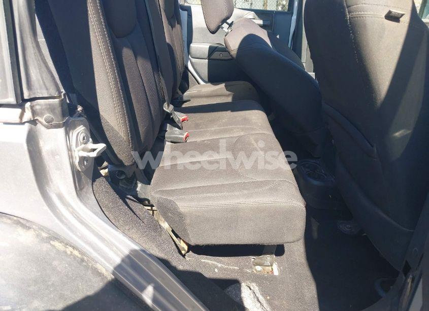 Photo 8 of 2015 Jeep Wrangler UNLIMITED SPORT (VIN 1C4HJWDG9FL528623)