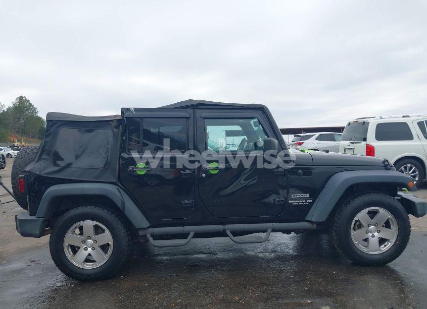 Photo 17 of 2016 Jeep Wrangler UNLIMITED SPORT (VIN 1C4HJWDG9GL109057)
