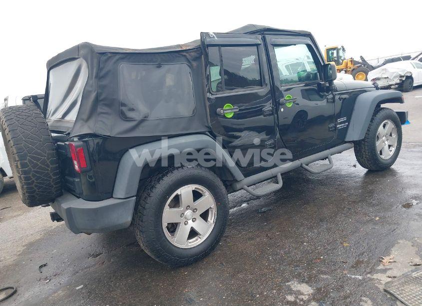Photo 4 of 2016 Jeep Wrangler UNLIMITED SPORT (VIN 1C4HJWDG9GL109057)
