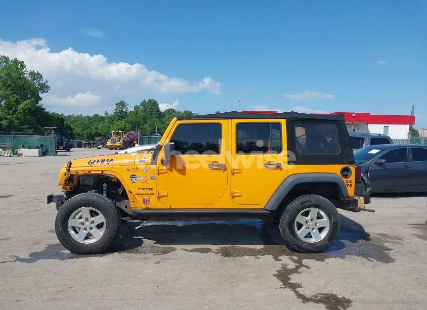 Photo 15 of 2013 Jeep Wrangler UNLIMITED SPORT (VIN 1C4HJWDGXDL538395)