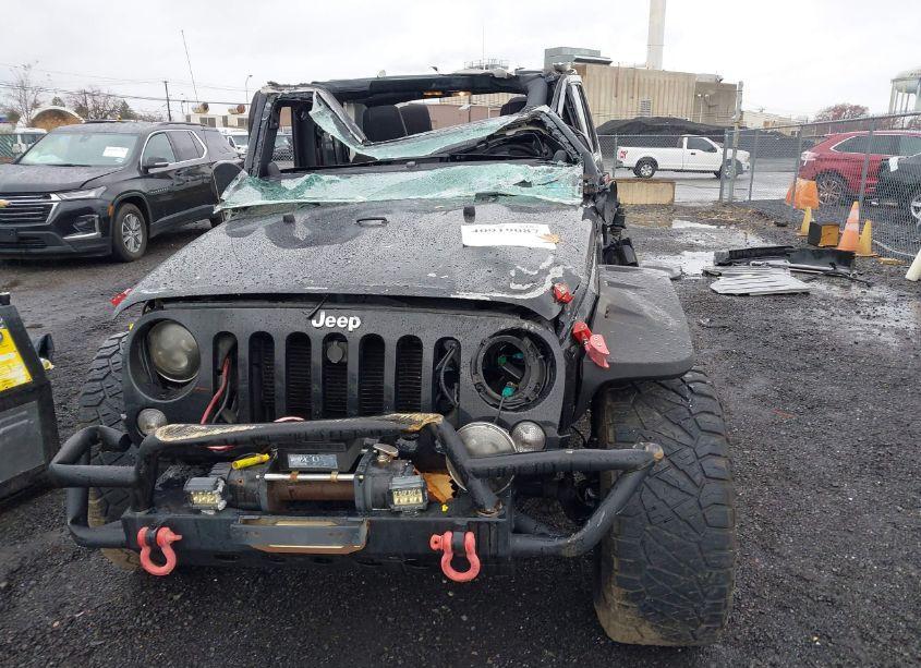 Photo 6 of 2014 Jeep Wrangler UNLIMITED SPORT (VIN 1C4HJWDGXEL113325)