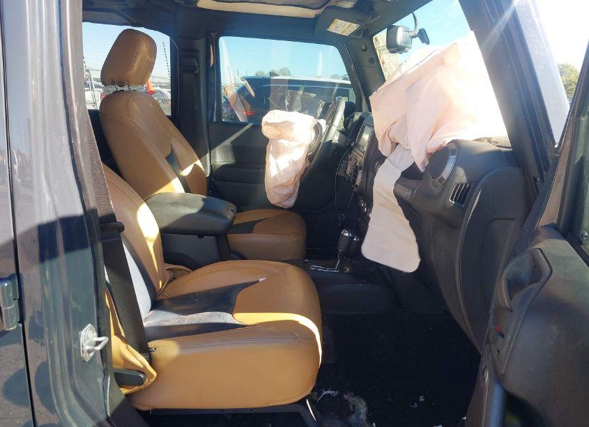 Photo 5 of 2016 Jeep Wrangler UNLIMITED SPORT (VIN 1C4HJWDGXGL311552)