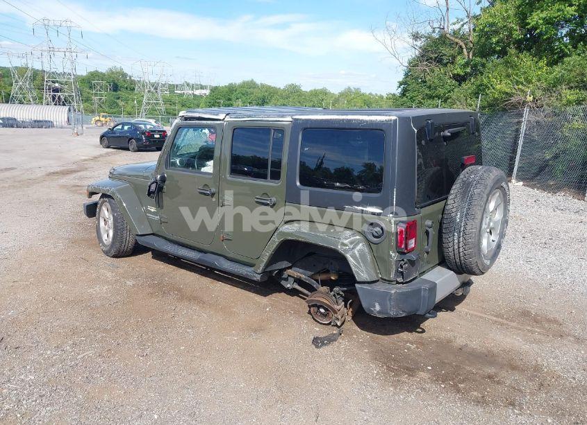 Photo 3 of 2015 Jeep Wrangler UNLIMITED SAHARA (VIN 1C4HJWEG0FL752152)