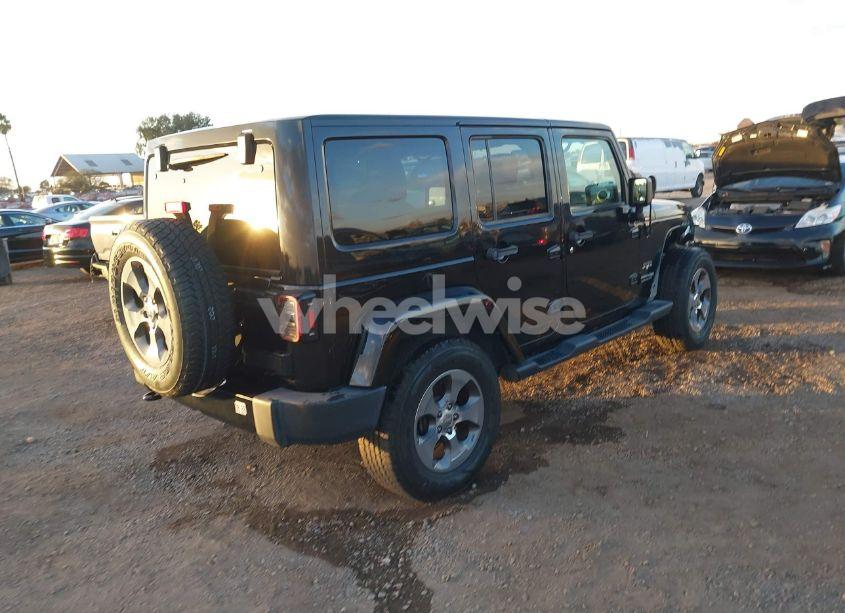 Photo 4 of 2018 Jeep Wrangler JK UNLIMITED SAHARA 4X4 (VIN 1C4HJWEG0JL810480)