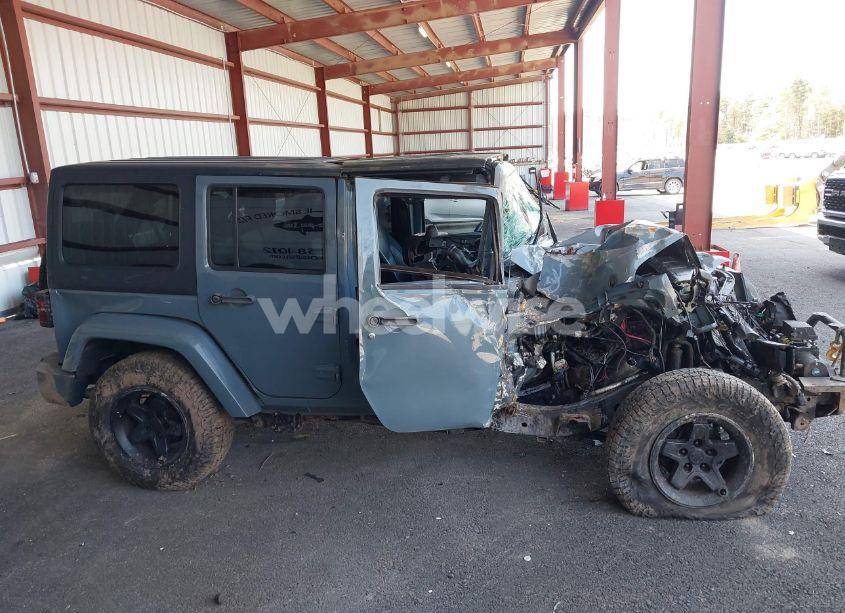 Photo 12 of 2014 Jeep Wrangler UNLIMITED SAHARA (VIN 1C4HJWEG1EL128309)