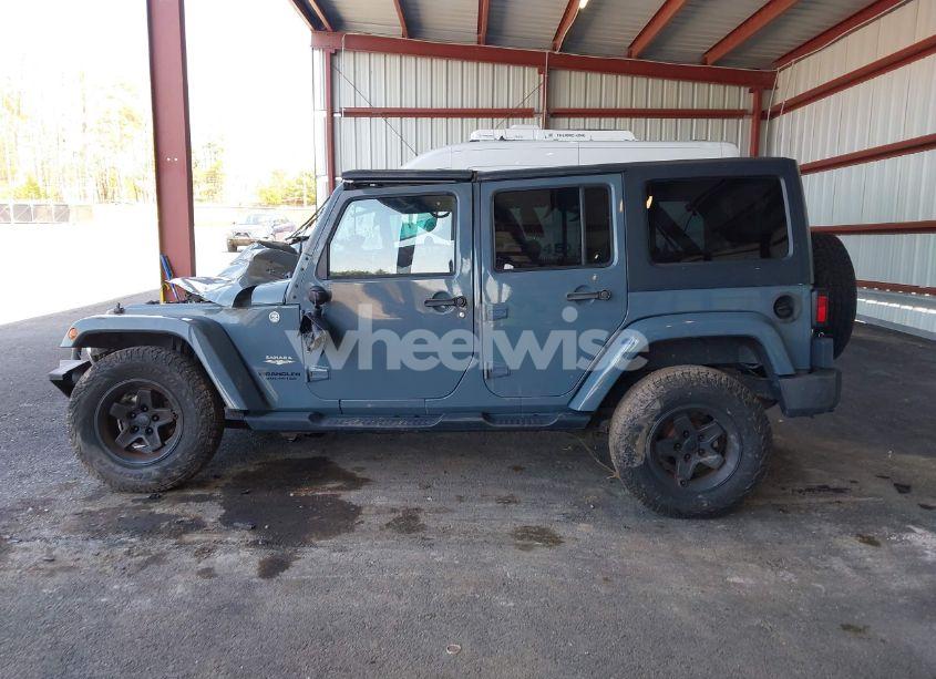Photo 13 of 2014 Jeep Wrangler UNLIMITED SAHARA (VIN 1C4HJWEG1EL128309)