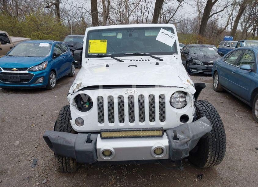 Photo 12 of 2015 Jeep Wrangler UNLIMITED SAHARA (VIN 1C4HJWEG1FL559542)