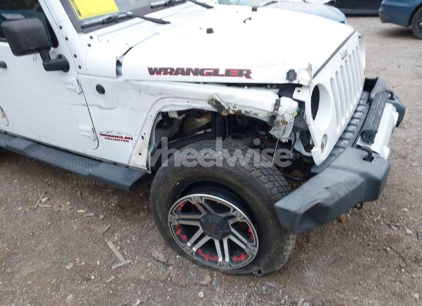 Photo 17 of 2015 Jeep Wrangler UNLIMITED SAHARA (VIN 1C4HJWEG1FL559542)