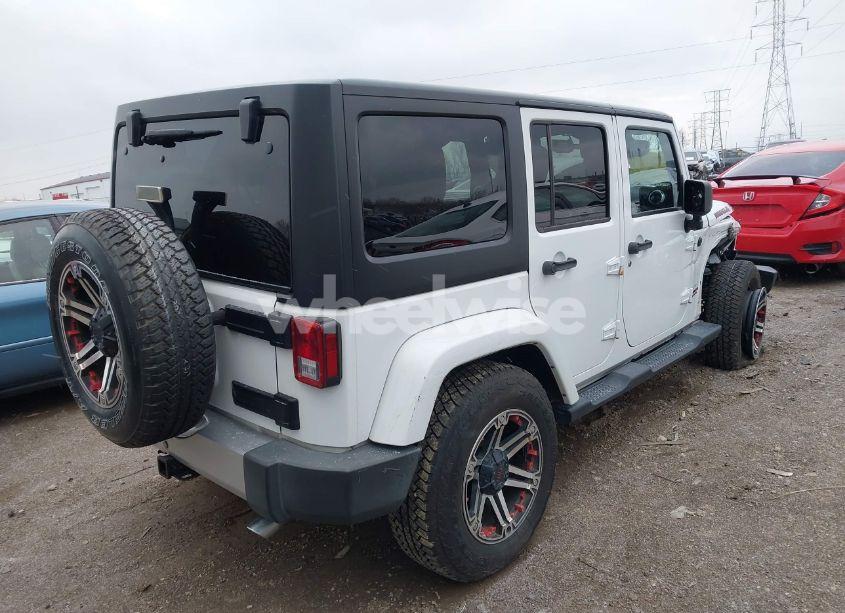 Photo 4 of 2015 Jeep Wrangler UNLIMITED SAHARA (VIN 1C4HJWEG1FL559542)