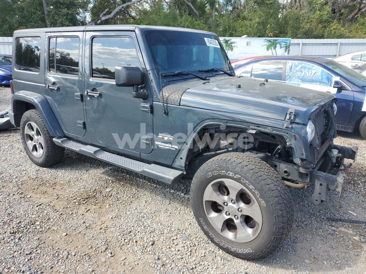 Photo 4 of 2017 JEEP WRANGLER UNLIMITED SAHARA (VIN 1C4HJWEG1HL596321)