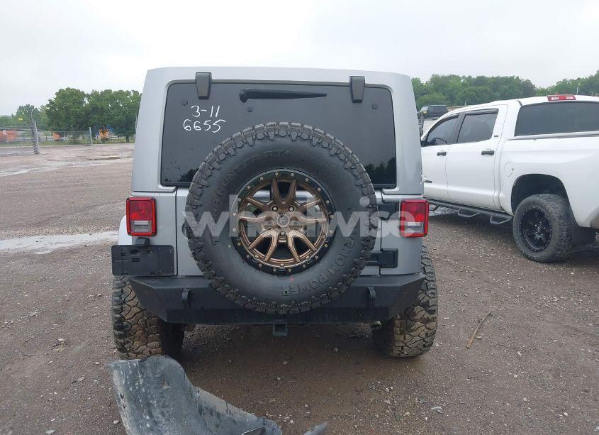 Photo 16 of 2014 Jeep Wrangler UNLIMITED SAHARA (VIN 1C4HJWEG2EL326655)