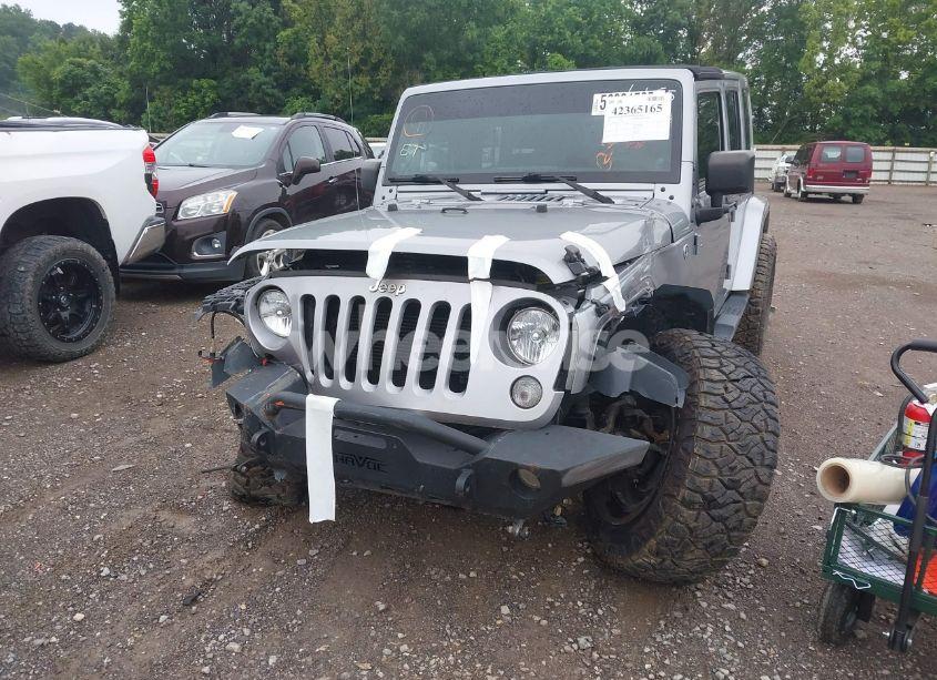 Photo 6 of 2014 Jeep Wrangler UNLIMITED SAHARA (VIN 1C4HJWEG2EL326655)