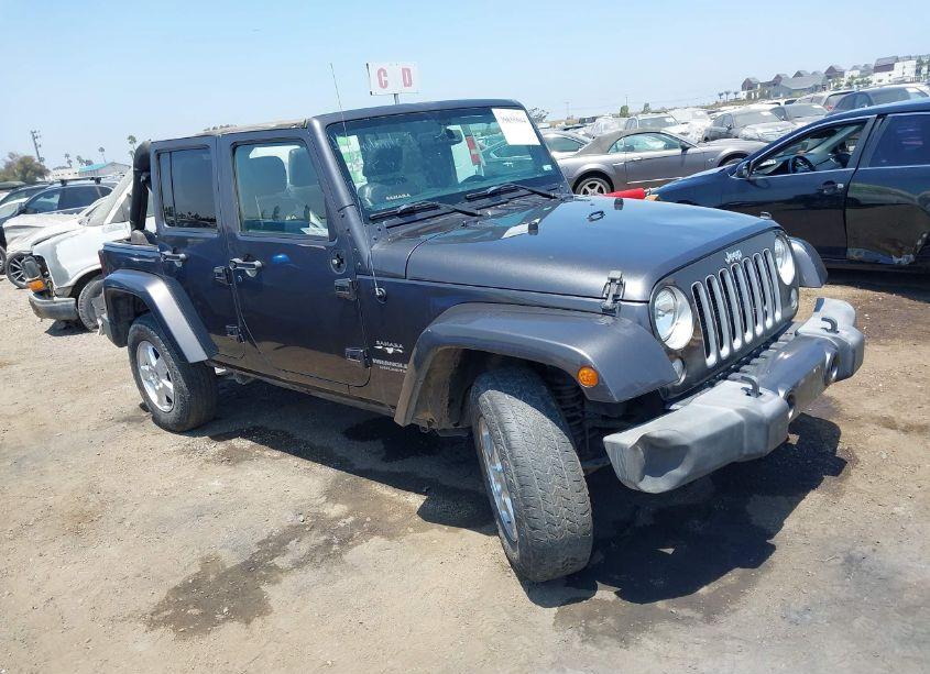 2016 Jeep Wrangler UNLIMITED SAHARA (VIN 1C4HJWEG2GL273507) main photo