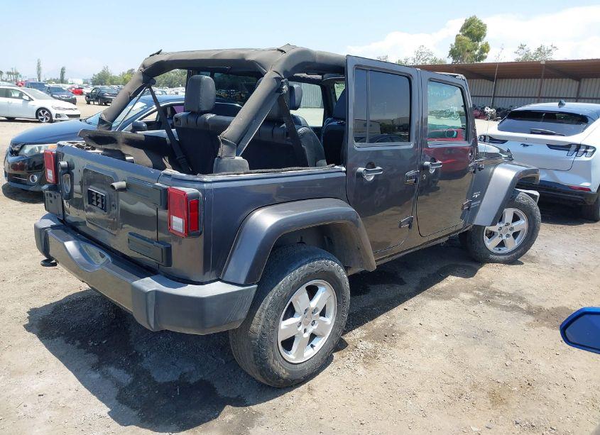 Photo 4 of 2016 Jeep Wrangler UNLIMITED SAHARA (VIN 1C4HJWEG2GL273507)